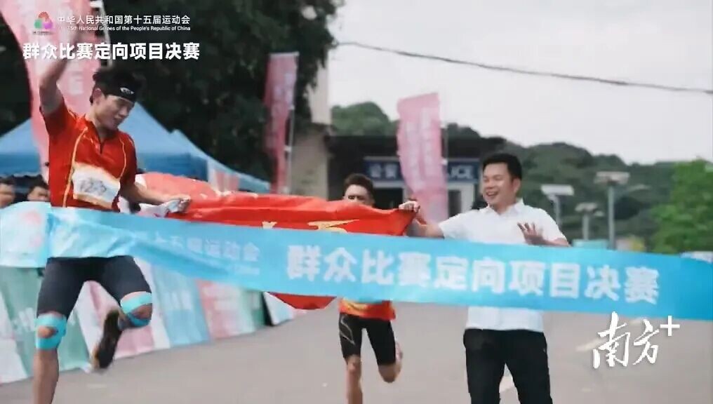 896b9798004fcc65c1d9d2529ee540af.jpg